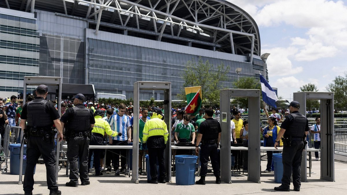 Copa de 2026 põe imigração de Trump no centro da segurança nos EUA