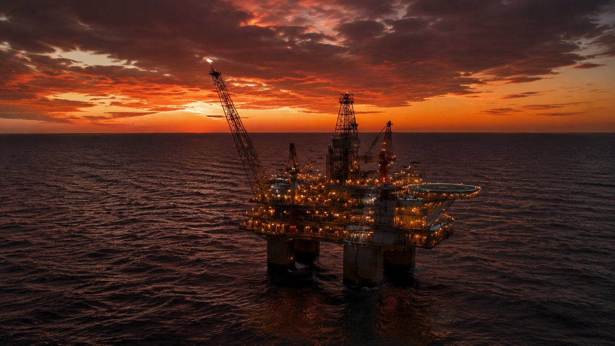 Irã rompe negociações com EUA e petróleo dispara para US$ 97 — o que muda no Brasil