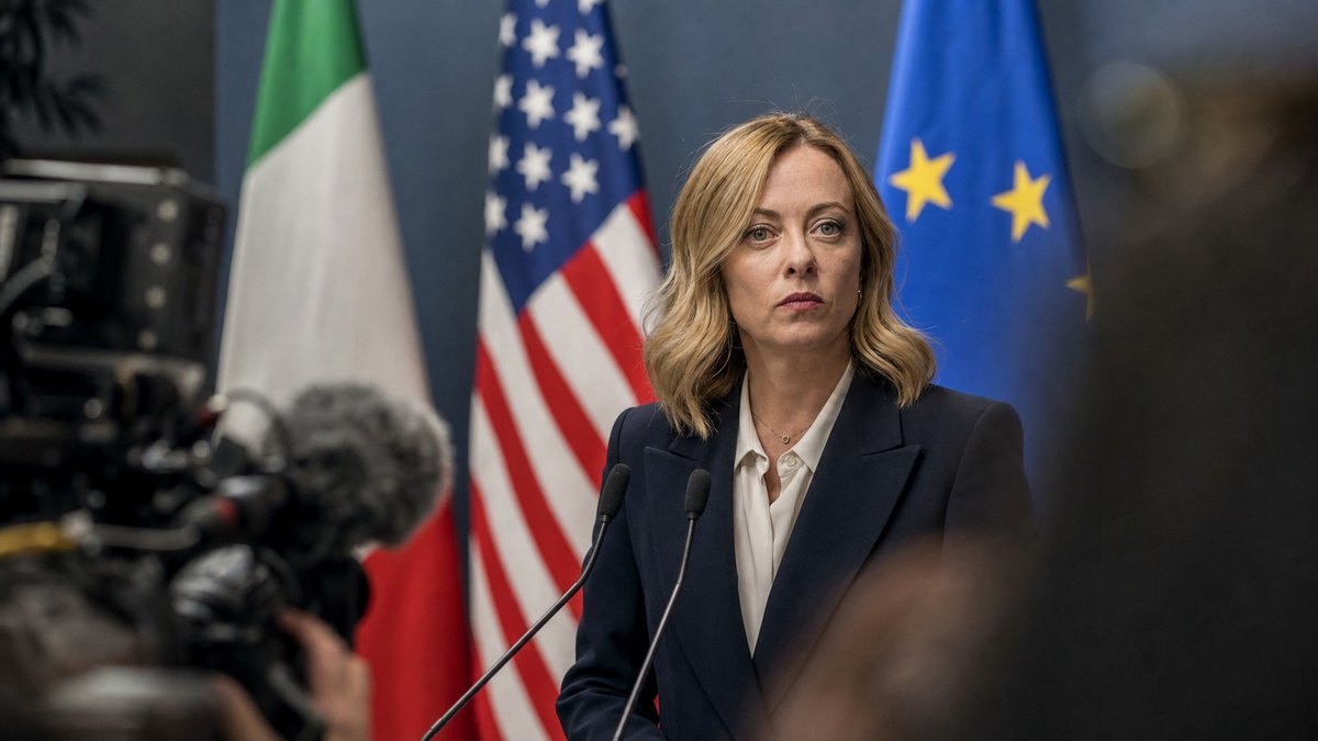 Líder europeia em coletiva após cúpula internacional, com bandeiras ao fundo e clima de tensão diplomática.